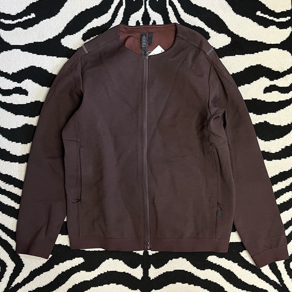 NWT Lululemon Refract Track Jacket Lululemon LAB Cedar/Black Size Small - Picture 6 of 12